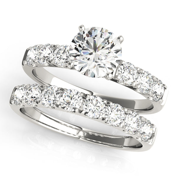 Signature Prong-Set Round Diamond Engagement Ring in 10K/14K gold and platinum with certified lab-grown or natural diamonds