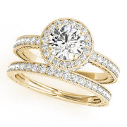 Radiant Halo Round Diamond Engagement Ring in 10K/14K gold and platinum with certified lab-grown or natural diamonds