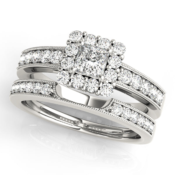Luxe Halo Princess Diamond Engagement Ring in 10K/14K gold and platinum with certified lab-grown or natural diamonds