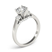 0.50 in 10K/14K gold and platinum with certified lab-grown or natural diamonds