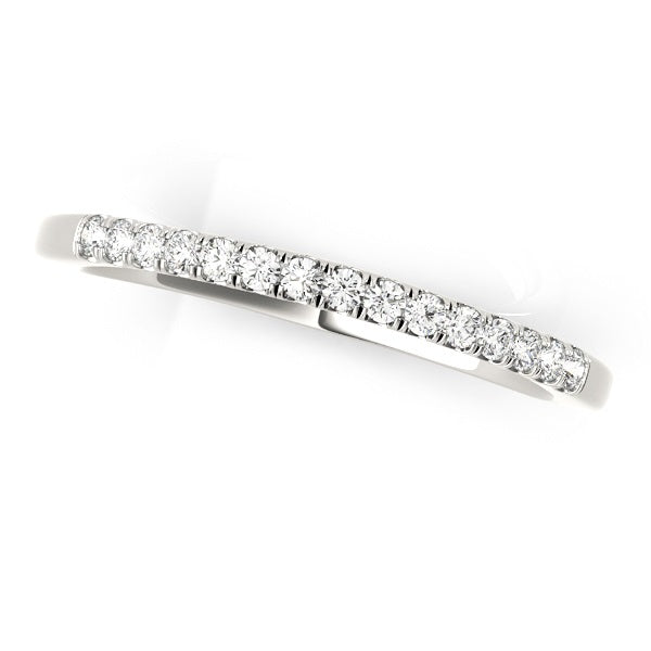 Prong Set Half Eternity Ring in 10K/14K gold and platinum with certified lab-grown or natural diamonds