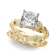 Dazzling Center Oval Diamond Engagement Ring â€” 10K/14K Gold & Platinum