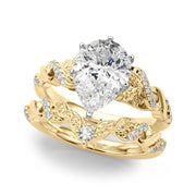 Dazzling Center Oval Diamond Engagement Ring â€” 10K/14K Gold & Platinum