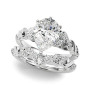 Dazzling Center Oval Diamond Engagement Ring â€” 10K/14K Gold & Platinum