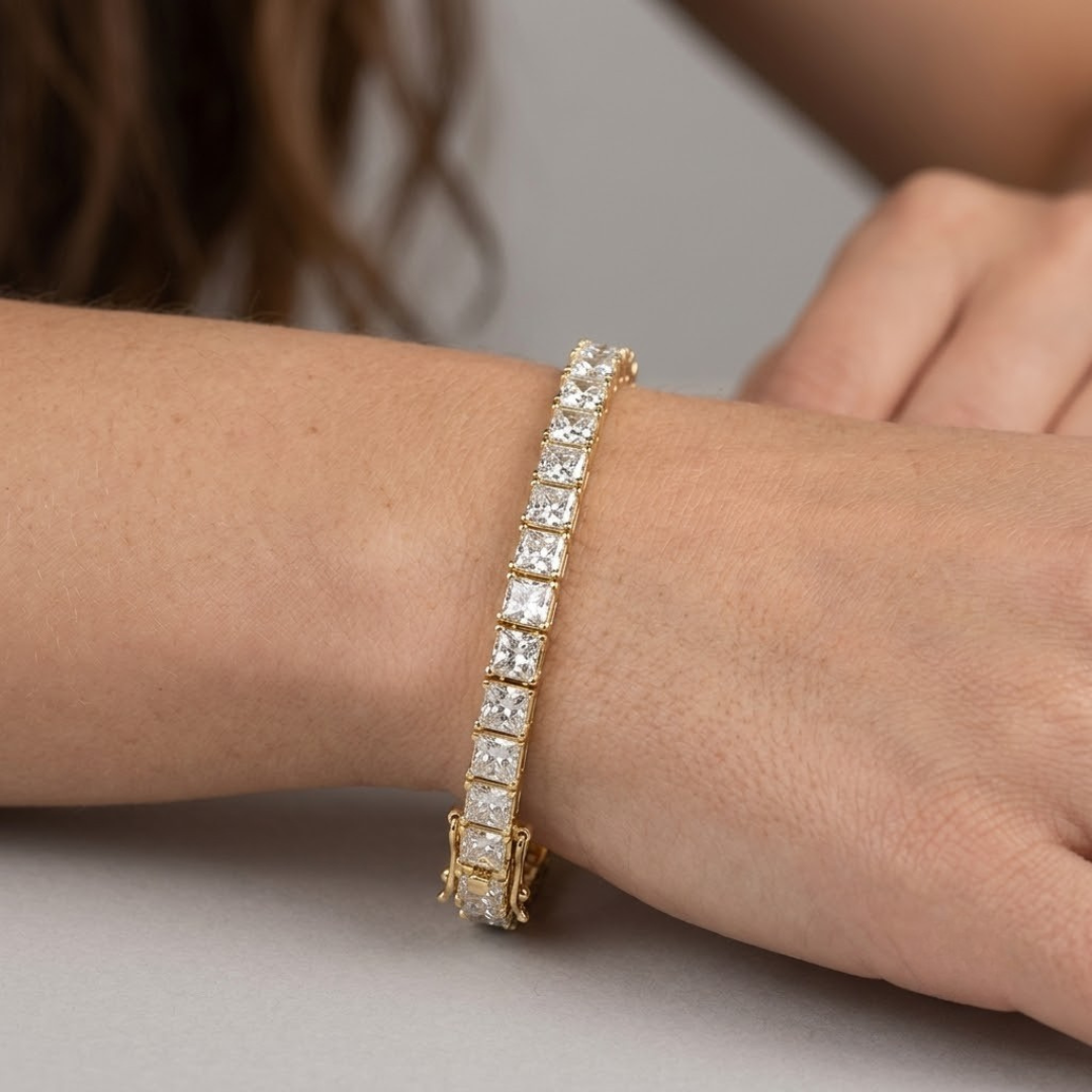 Princess Cut Diamond Tennis Bracelet in 10K/14K gold and platinum with certified lab-grown or natural diamonds