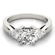 0.50 in 10K/14K gold and platinum with certified lab-grown or natural diamonds
