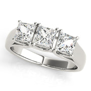0.50 in 10K/14K gold and platinum with certified lab-grown or natural diamonds