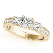 Vintage Princess Diamond Trilogy Ring in 10K/14K gold and platinum with certified lab-grown or natural diamonds