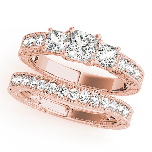 Vintage Princess Diamond Trilogy Ring in 10K/14K gold and platinum with certified lab-grown or natural diamonds