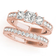 Vintage Princess Diamond Trilogy Ring in 10K/14K gold and platinum with certified lab-grown or natural diamonds