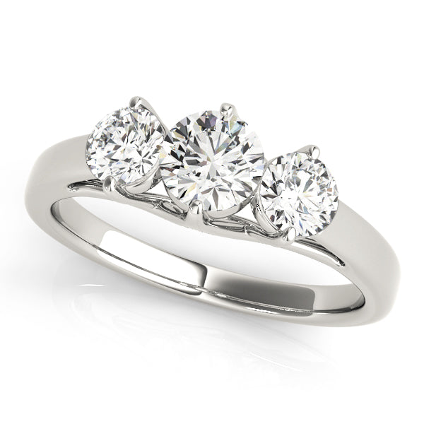 0.50 in 10K/14K gold and platinum with certified lab-grown or natural diamonds