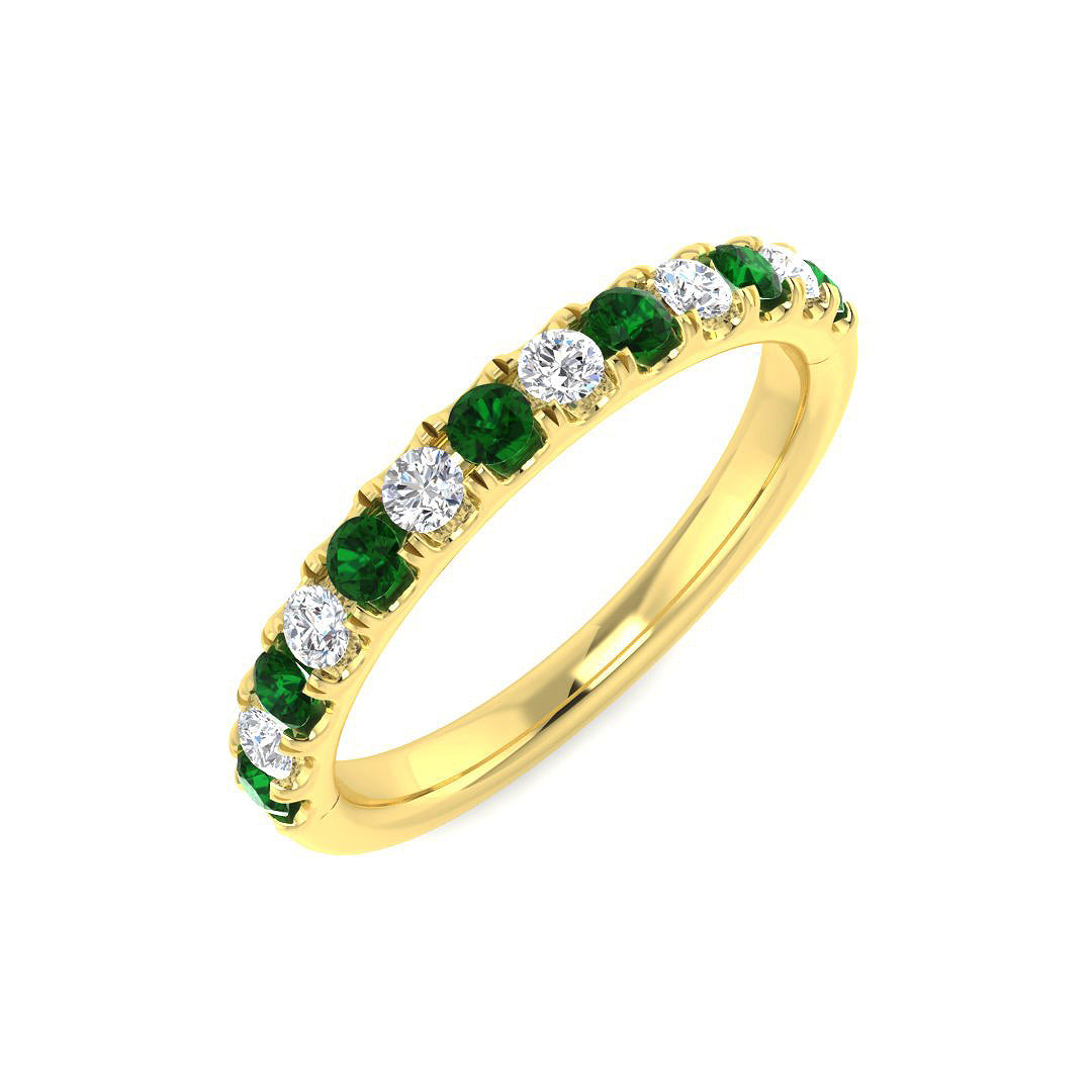 Diamond Emerald Ring in 10K/14K gold and platinum with certified lab-grown or natural diamonds