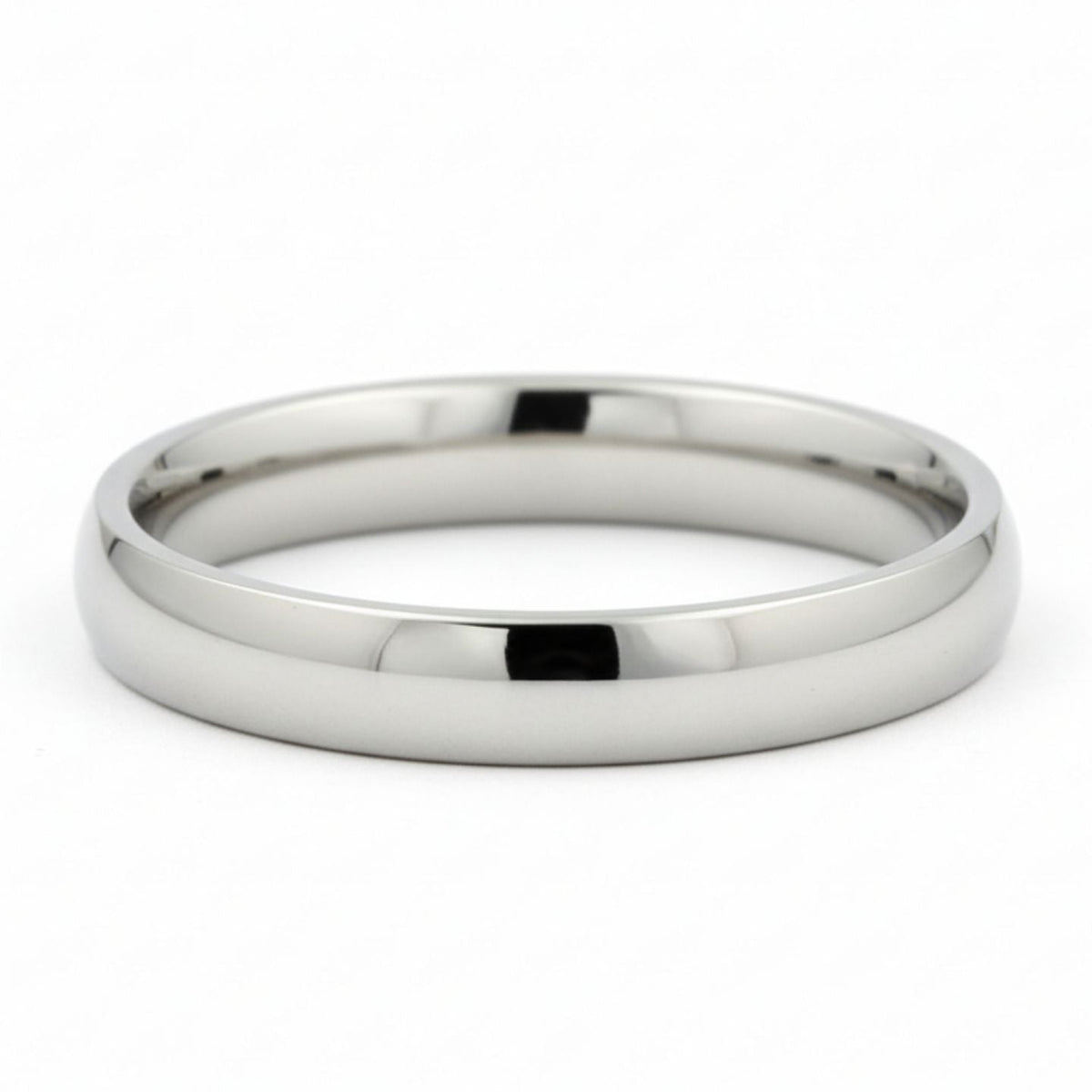 Court Shape Plain Wedding Band for Women in 10K/14K gold and platinum with certified lab-grown or natural diamonds